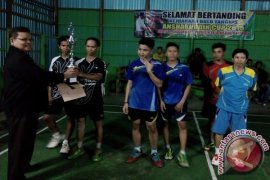 Reky/iwan Juara Bulu Tangkis Se-Balangan 
