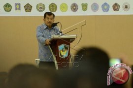 JUSUF KALLA HADIRI MUNAS PTIS Page 2 Small