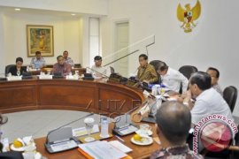 Presiden Menggelar Rapat Terbatas Bahas Penyelundupan Ikan