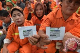 Babel kemarin, semangat gotong royong turunkan tengkes hingga kewajiban penuhi jaminan pekerja