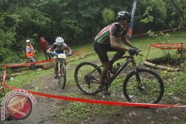 Kompetisi sepeda gunung Page 1 Small