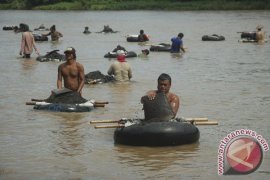 Pasir Melimpah Page 1 Small