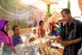 Ribuan Warga Dumai Padati Pembukaan Pameran UKM