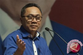 Zulkifli "Pamerkan" Pengurus PAN Didominasi Kaum Muda