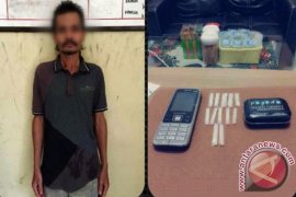 Polisi Tangkap Pria Simpan Sabu Di Rumah