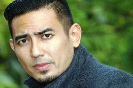 Rio Febrian Luncurkan Album "Love Is"