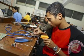 Pelatihan di BLKPP Page 1 Small