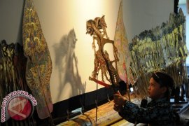 Dalang cilik Page 1 Small