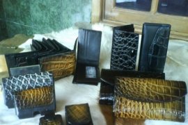 Kerajinan tangan Kaimana diminati warga Australia