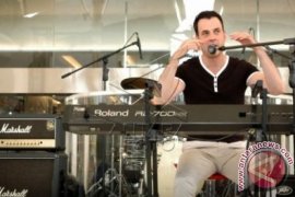 Tommy Page Sapa Penggemar Jelang Konser