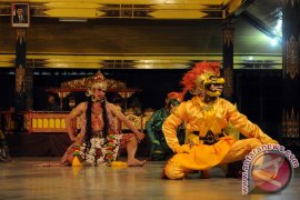 Parto Kromo Page 1 Small