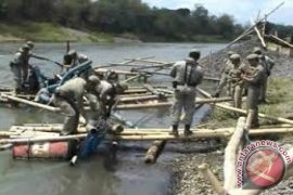 Satpol PP Jatim Razia Penambangan Pasir Liar di Tulungagung