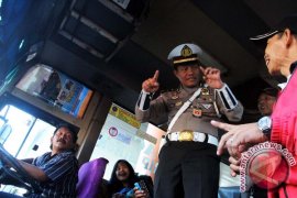 Dishubkominfo Madiun Cek Kelaikan Angkutan Umum