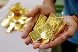 Harga emas turun tajam, Mengapa?