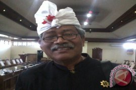 Pementasan Joged "jaruh" nistakan budaya Bali