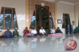 Safari Ramadan Golkar Lamtim Galang Dukungan Yusron-Sudarsono