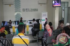 BPJS Kesehatan Maluku-Papua fokus distribusikan KIS PBI-APBN 