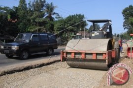 Warga Harapkan Jalan Langgai Segera Diperbaiki