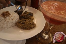 Kenikmatan Buka Puasa Nasi Buntut Bakar Lombok "Idjoe"