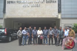 Pariwara DPRD Pasbar kunker ke Bogor dan Bekasi Page 10 Small