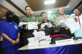 Polisi Tangkap Empat Perempuan Saat "Pesta" Narkoba 