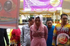 Mantan Fasilitator Kutai Sukses Jadi Pengrajin Akik 