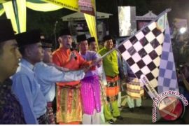 Lebaran - Ribuan warga Kota Jambi saksikan pawai takbiran