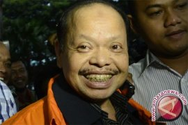 Sutan Bhatoegana Dapat Kiriman Lontong Sayur Medan