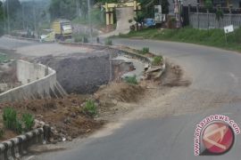 Ruas Transkalimantan di Sampit terendam banjir