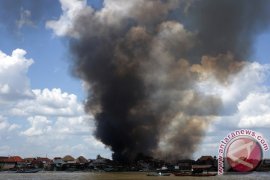 Kebakaran pemukiman penduduk Page 1 Small