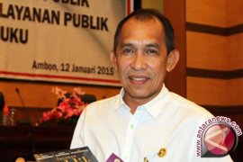  Gubernur Maluku jadi inspektur upacara HUT Proklamasi di bawah laut