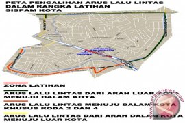 Satlantas Lakukan Pengalihan Arus Saat Simulasi Sispamkota 