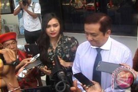 Empat Jam Di Periksa Dari Pertemuan Hingga Penipuan