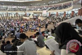 Pendaftar Membeludak UMM Sewa SMA untuk Tes
