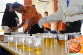 Seluruh Personil Polres Singkil Tes Urine
