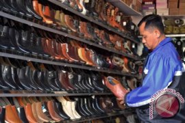 Penjualan Alas Kaki dari Jatim Turun