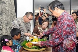 Wagub Jabar Apresiasi Perpustakaan Ajip Rosidi