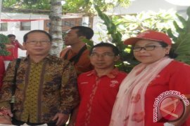 INTI Bali Serahkan Bingkisan Veteran Pejuang Kemerdekaan