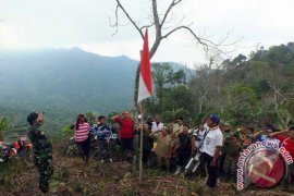Komunitas Trail Jember Upacara di Lereng Argopuro