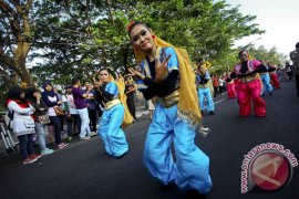 Festival Kesenian Yogyakarta Page 1 Small