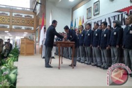 Pejabat Negara Tidak Boleh Terima Gaji Koni 