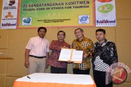 Wagub Bali Apresiasi Penandatanganan MoU Pariwisata Dunia