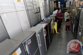 Harga Barang Elektronik di Temanggung Naik, Penjualan Turun
