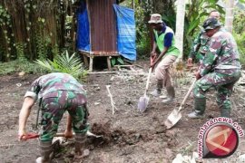 TNI Bangun 97 Jamban Warga Miskin Lhokseumawe