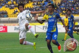 MARTAPURA LAWAN PERSIBA Page 1 Small