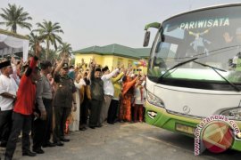 Plh Bupati Sergai Lepas Keberangkatan Calon Haji 