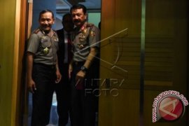Kapolri Jelaskan Mutasi Budi Waseso Kepada DPR
