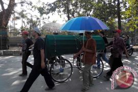 Jenazah Praka Wahyudi dimakamkan di Magetan