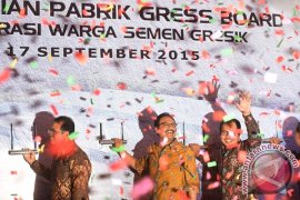 Peresmian Pabrik KWSG