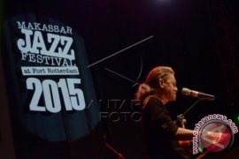 MAKASSAR JAZZ FESTIVAL 2015 Page 3 Small